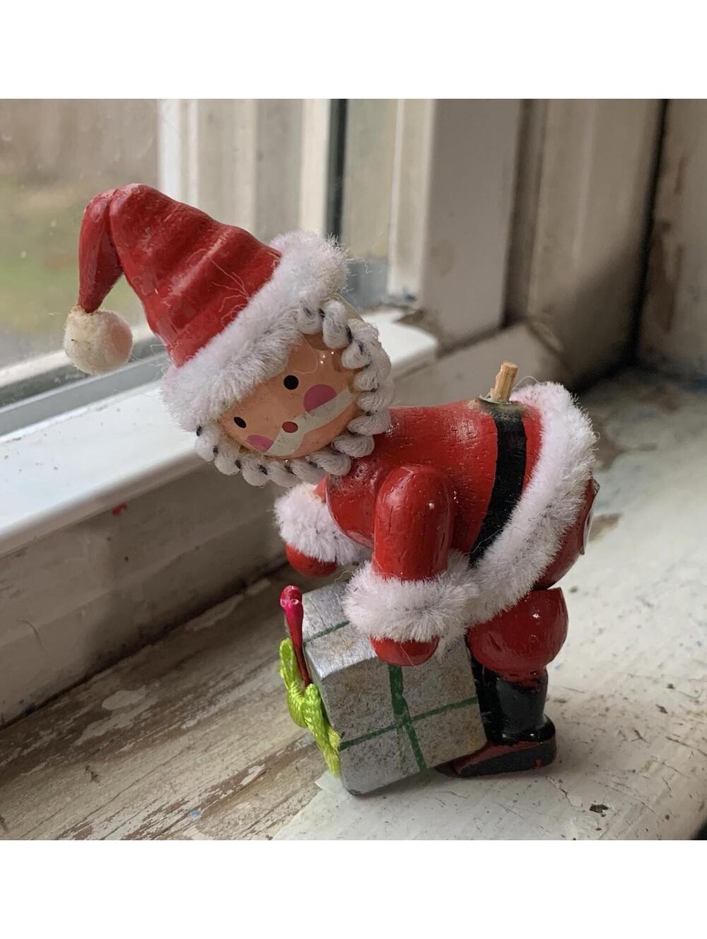 Vintage 1982 Kurt Adler Wooden Santa Christmas Ornament Taiwan
